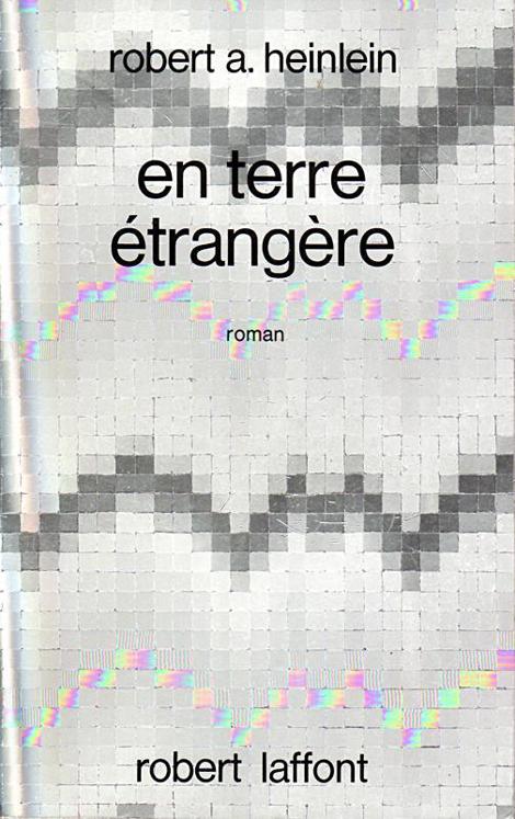 En terre étrangère